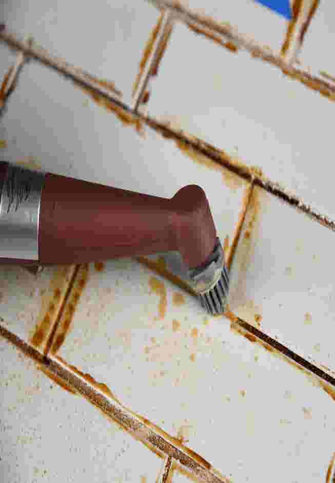 Horsepower™ Pocket Pony™ Power Scrubber image number 4