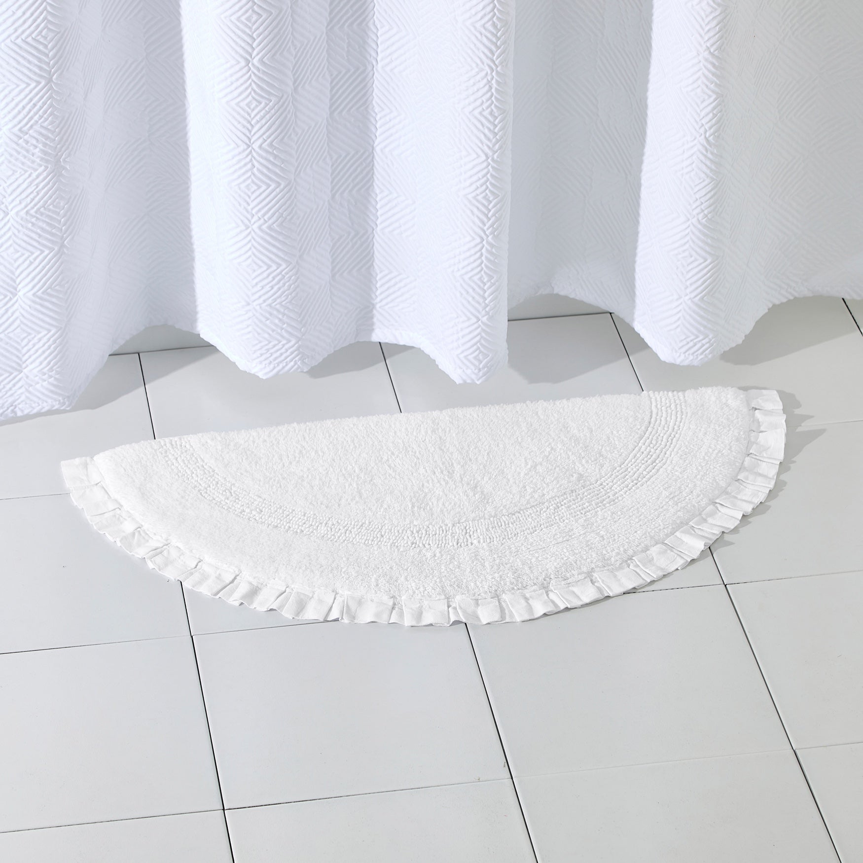 Half Round Ruffle Bath Rug image number 0
