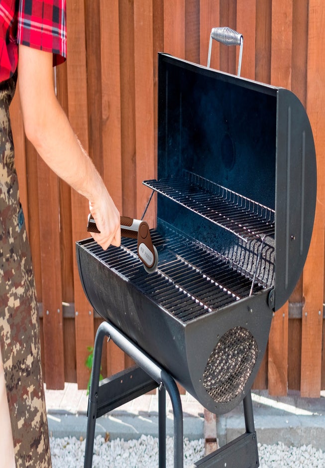 Horsepower™ Giddy Up™ Bristle-Free Grill Brush image number 3