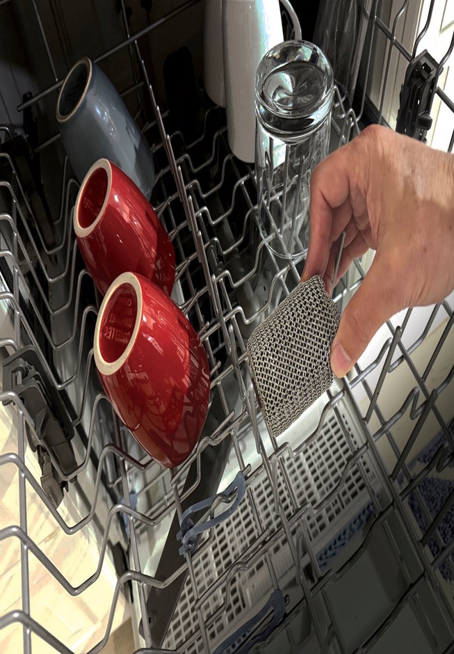 Horsepower™ Giddy Up™ Bristle-Free Grill Brush image number 8