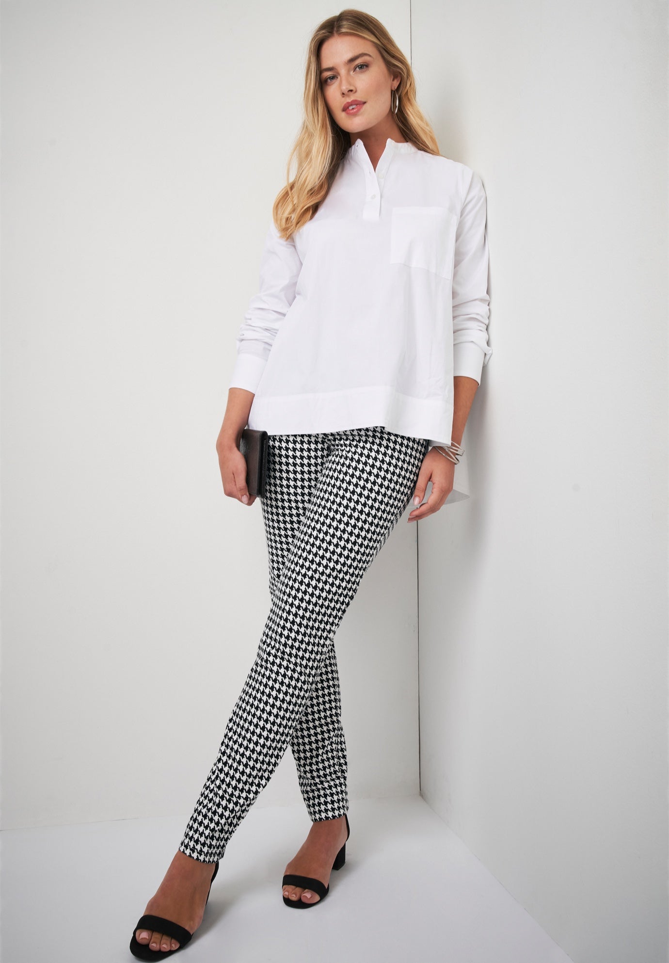 Comfort Waist Stretch Denim Straight Leg Jean image number 3