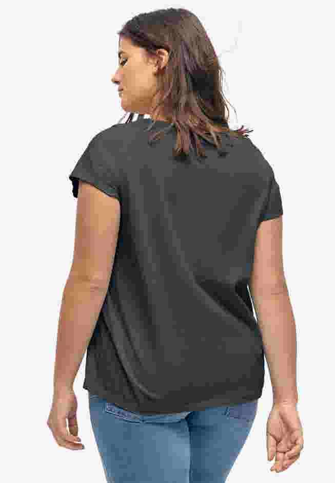 Graphic Scoop Neck Tee image number 1