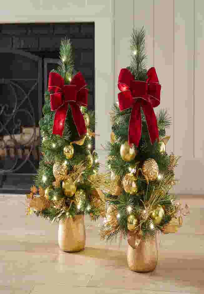 36"H Regal Pre-Lit urn Tree image number 0