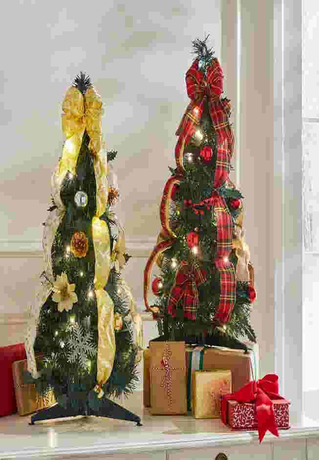 Fully Decorated Pre-Lit 2’ Pop-Up Tabletop Christmas Tree image number 3