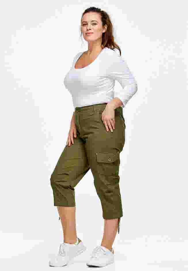Stretch Cargo Capris by ellos® image number 5