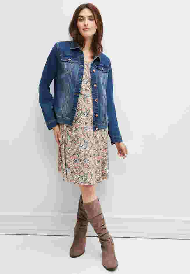 Madison Knit Three-Quarter Sleeve Dress image number 3