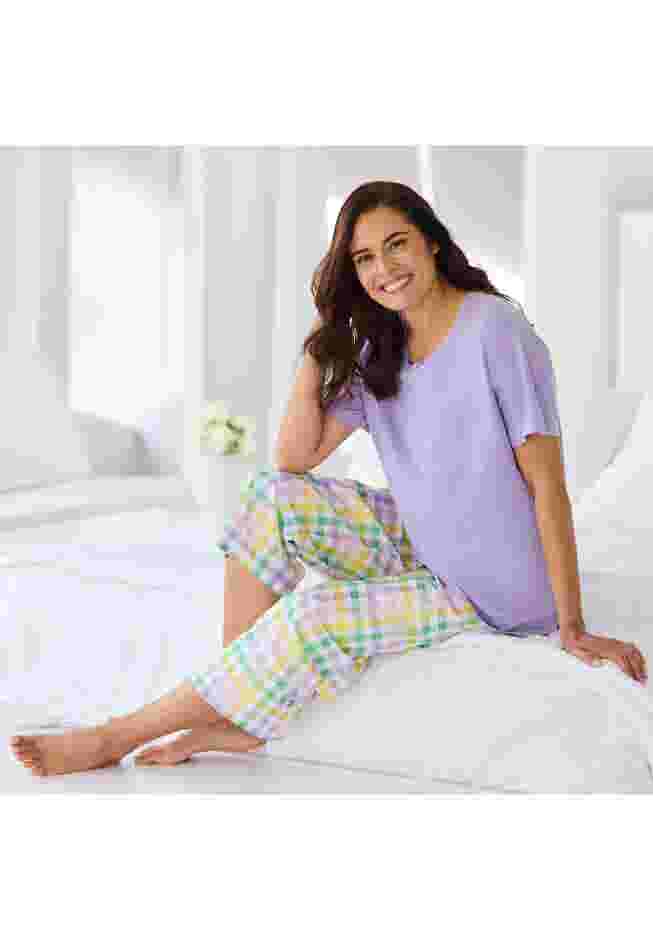 Woven Sleep Capri Pant image number 4