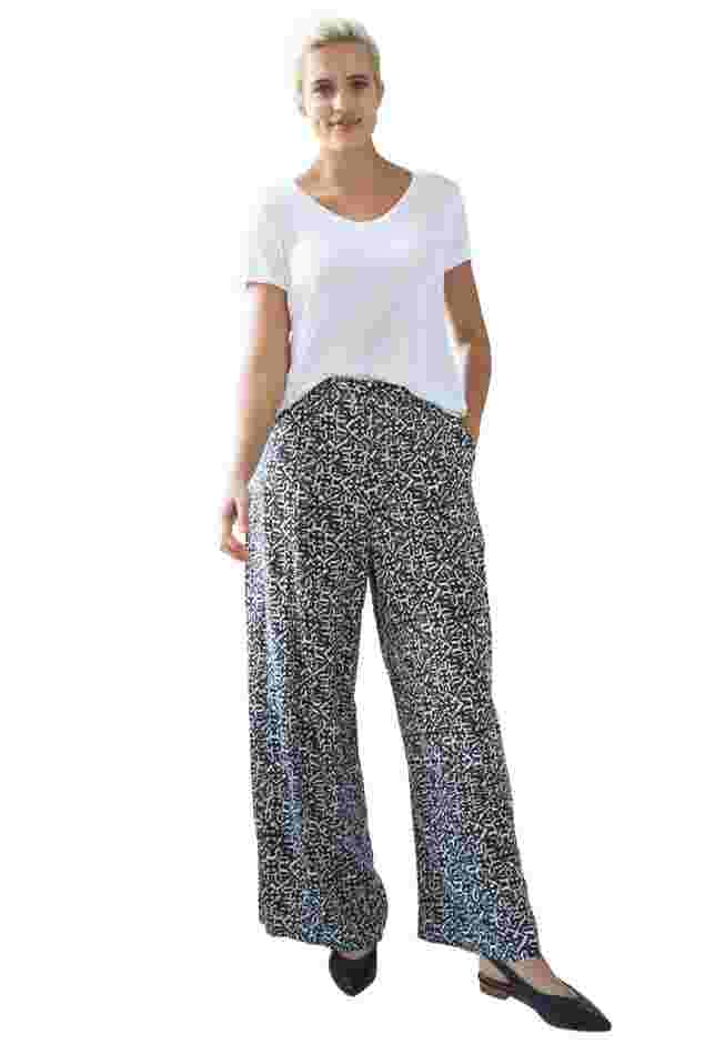 Wide-Leg Soft Pants with Back Elastic image number 3