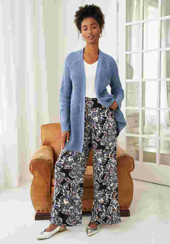 Wide-Leg Soft Pants with Back Elastic image number 0