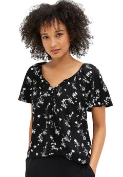 Crepe Keyhole Scoopneck Flutter Sleeve Blouse
