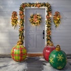 6' Pre-Lit Noelle Garland image number null