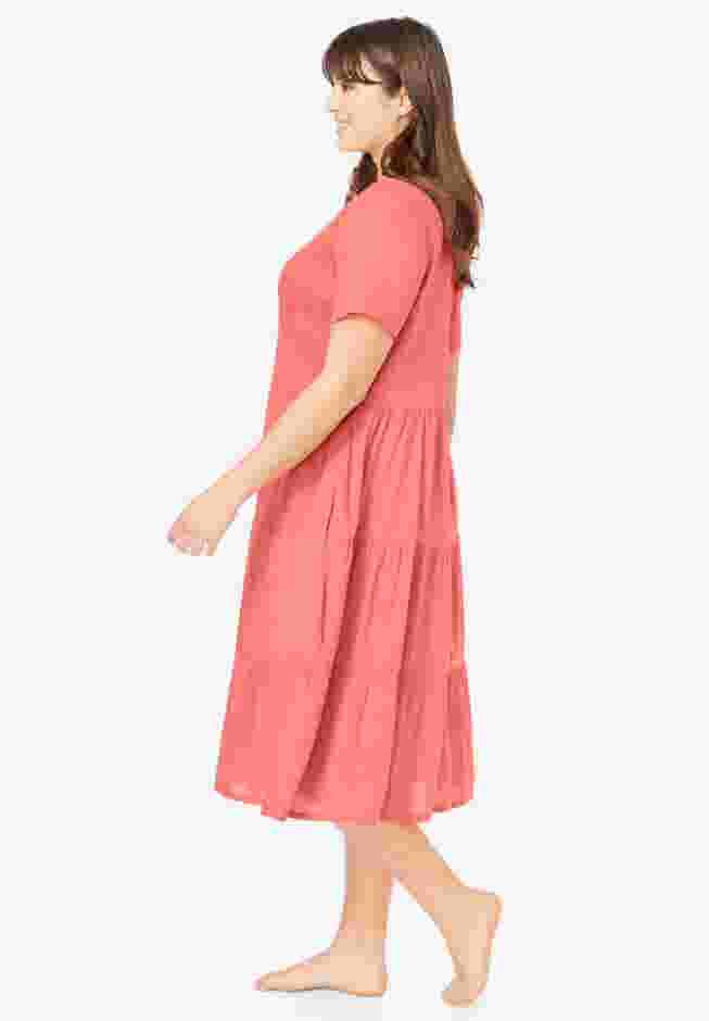 Smock Lounger image number 2
