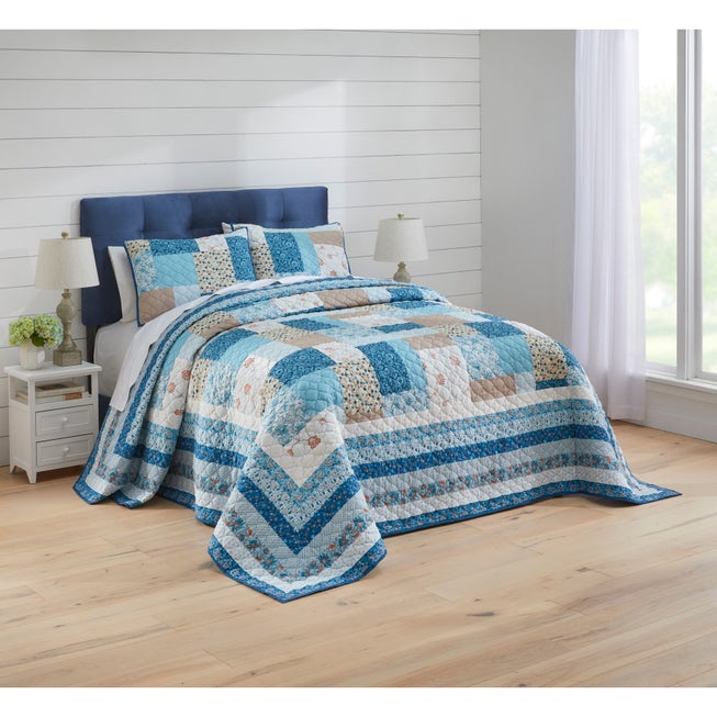 Concord Bedspread image number null