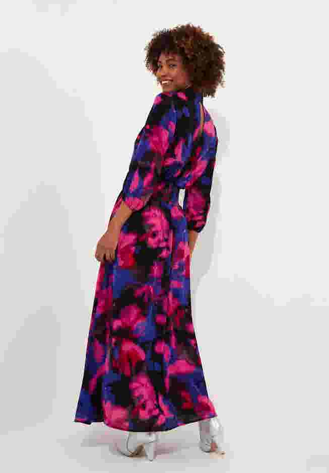 Tie Neck Printed Maxi Dress image number 3