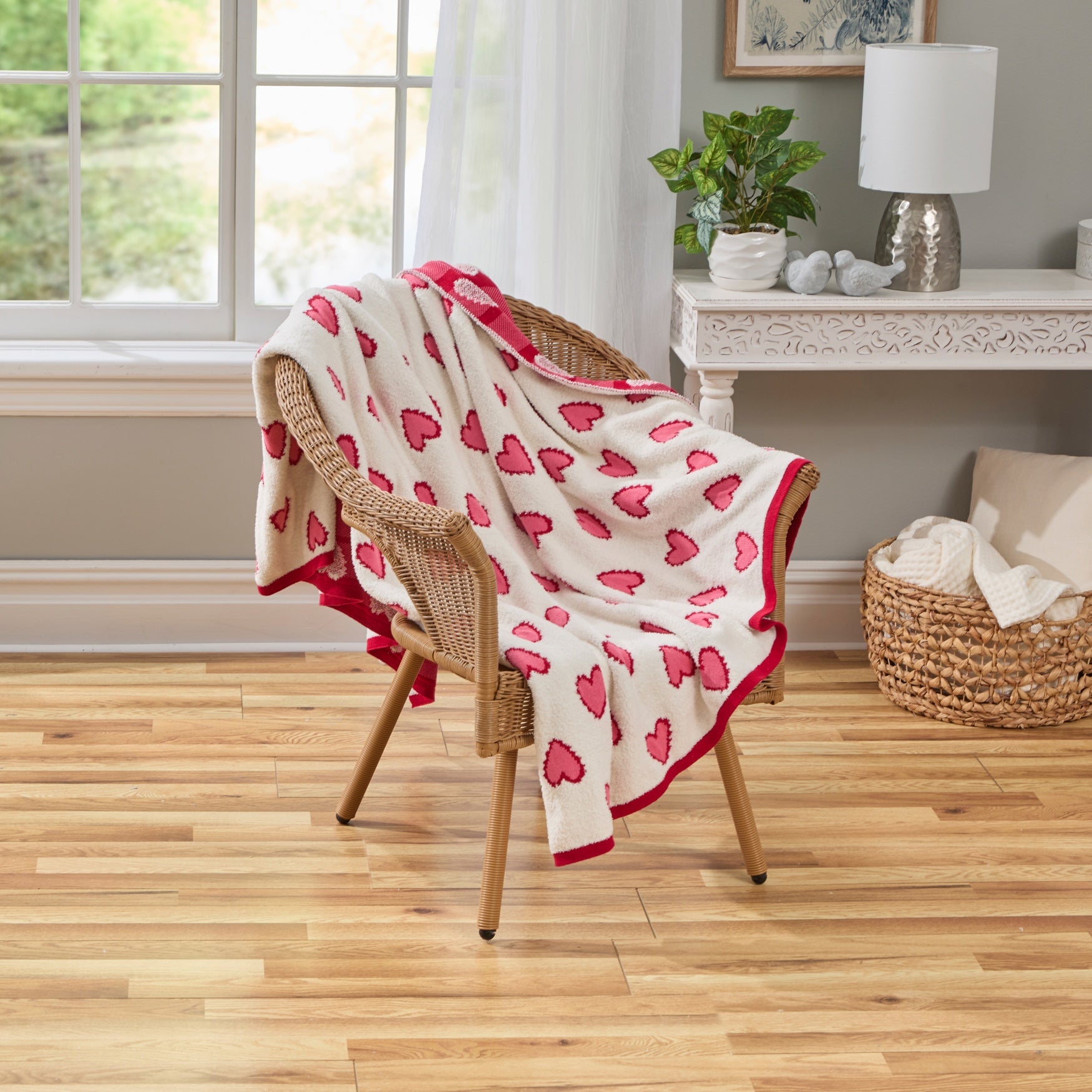 Knitted Throw image number 0