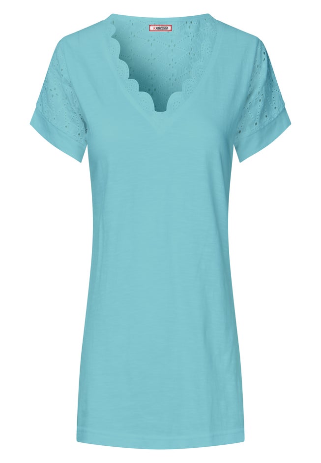 V-Neck Eyelet Tee image number 3