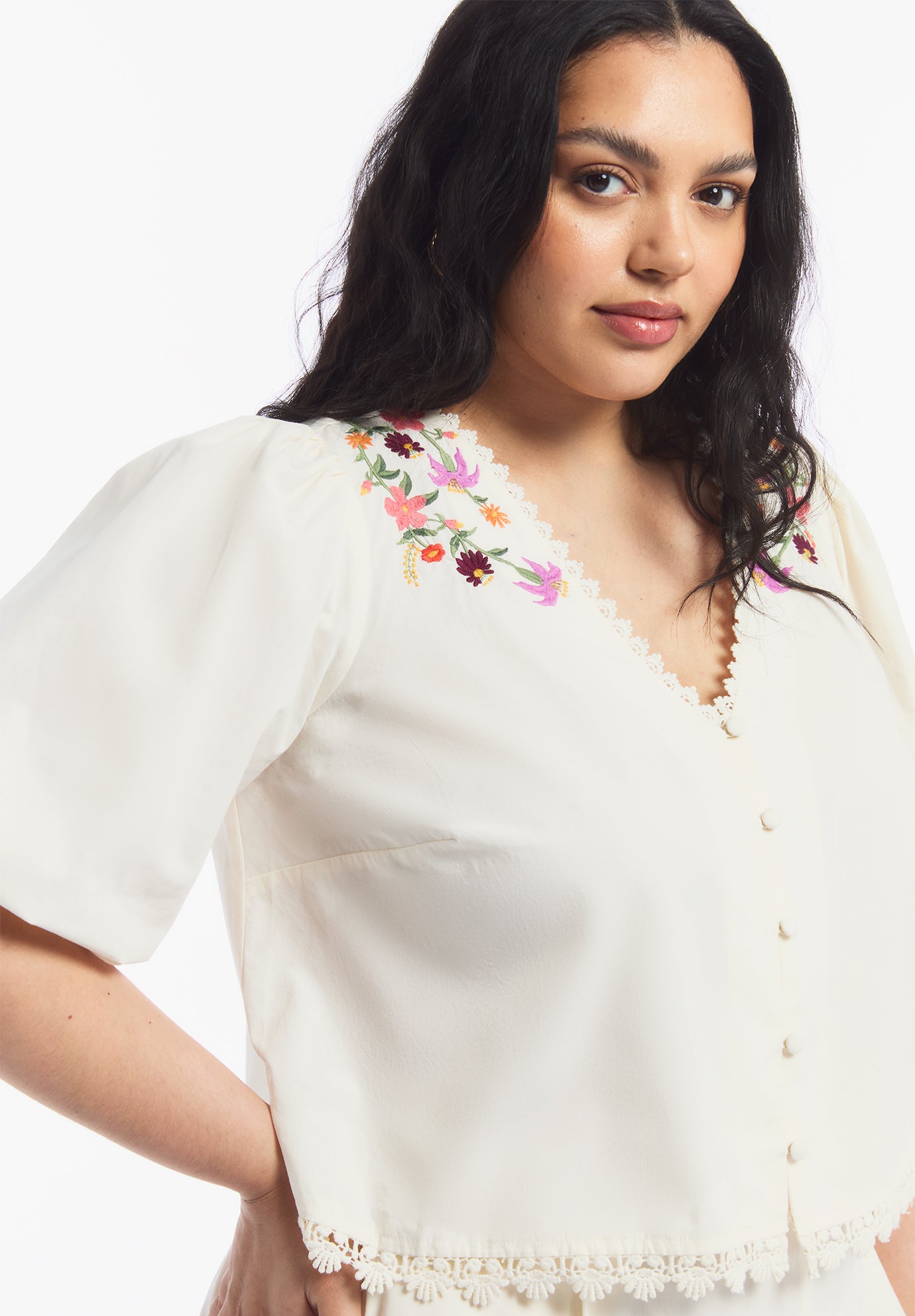 Lace-Trim Embroidered Poplin Top image number 4