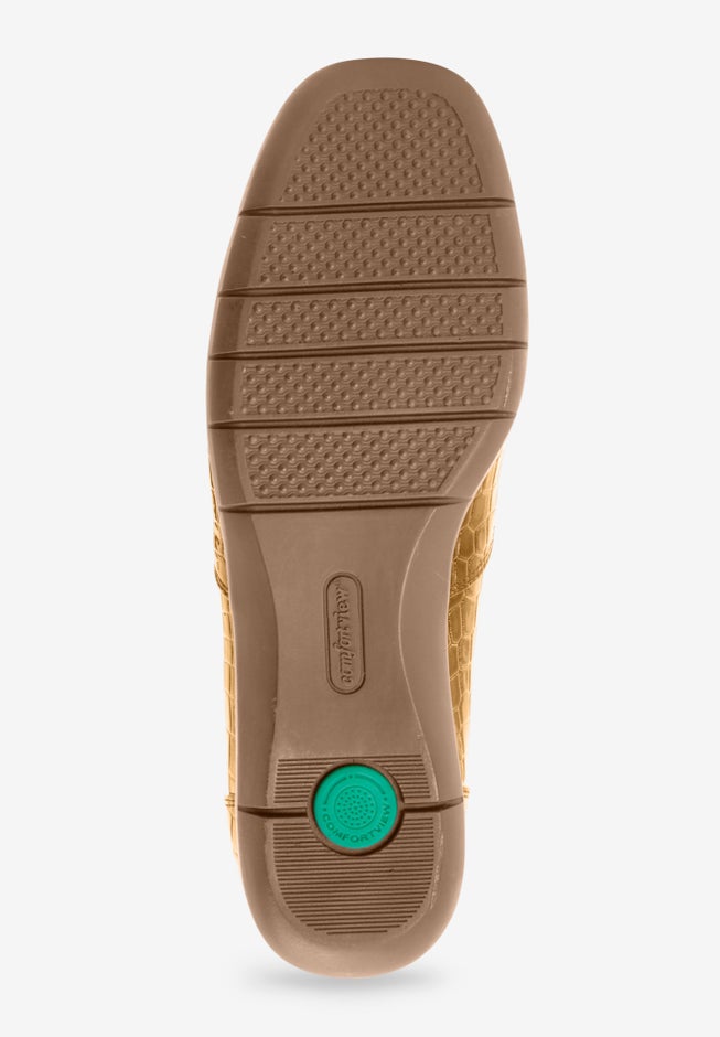 The Leisa Slip On Flat image number 3