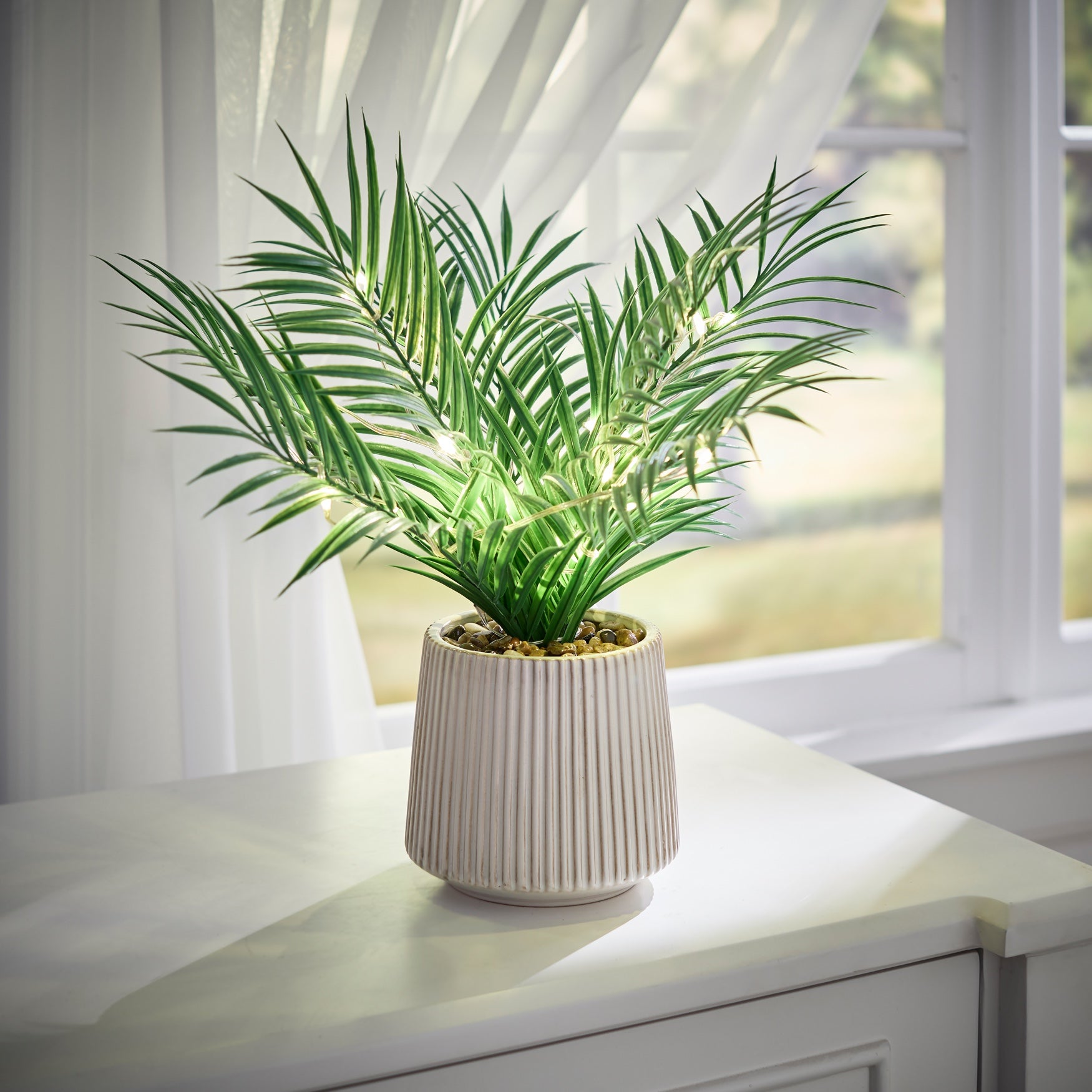 Pre-Lit Palm Tree image number 0