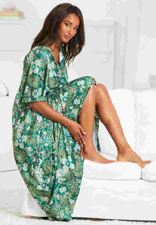 Sweeping Printed Lounger image number 3