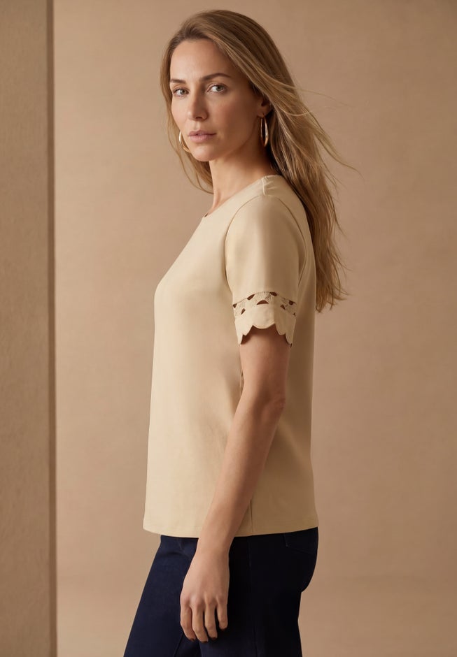 Scallop Trim Tee image number 2