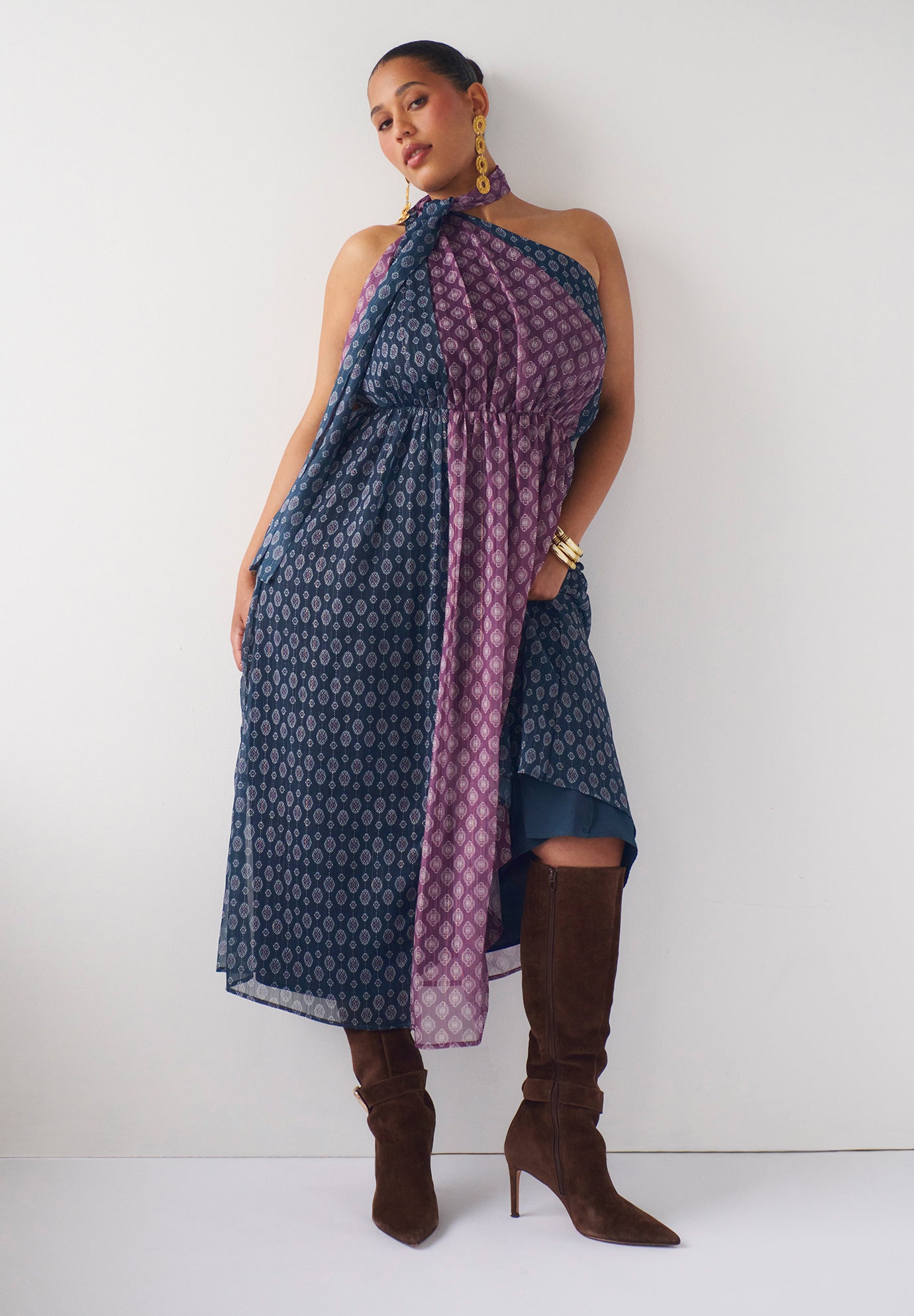 One-Shoulder Chiffon Maxi Dress With Neck Tie image number 4