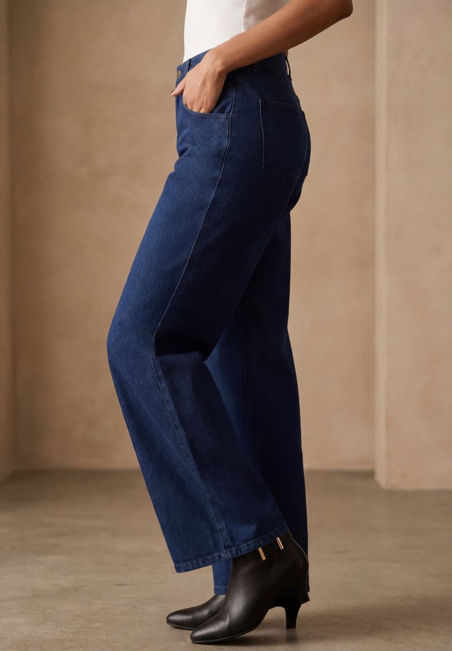 Classic Denim Wide Leg Jean image number 2