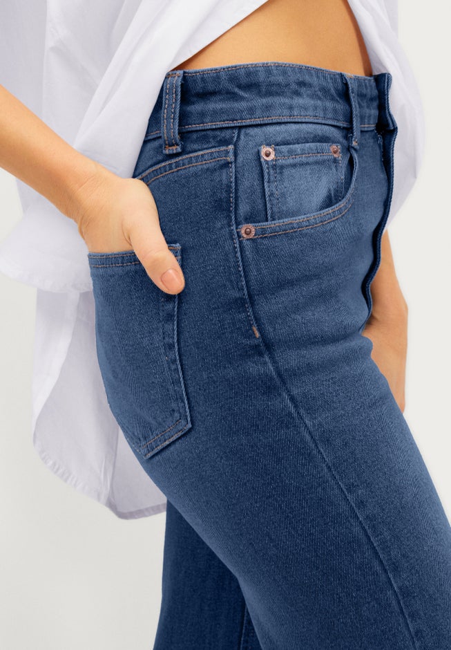 High-rise Stretch Flare Leg Jeans image number 2