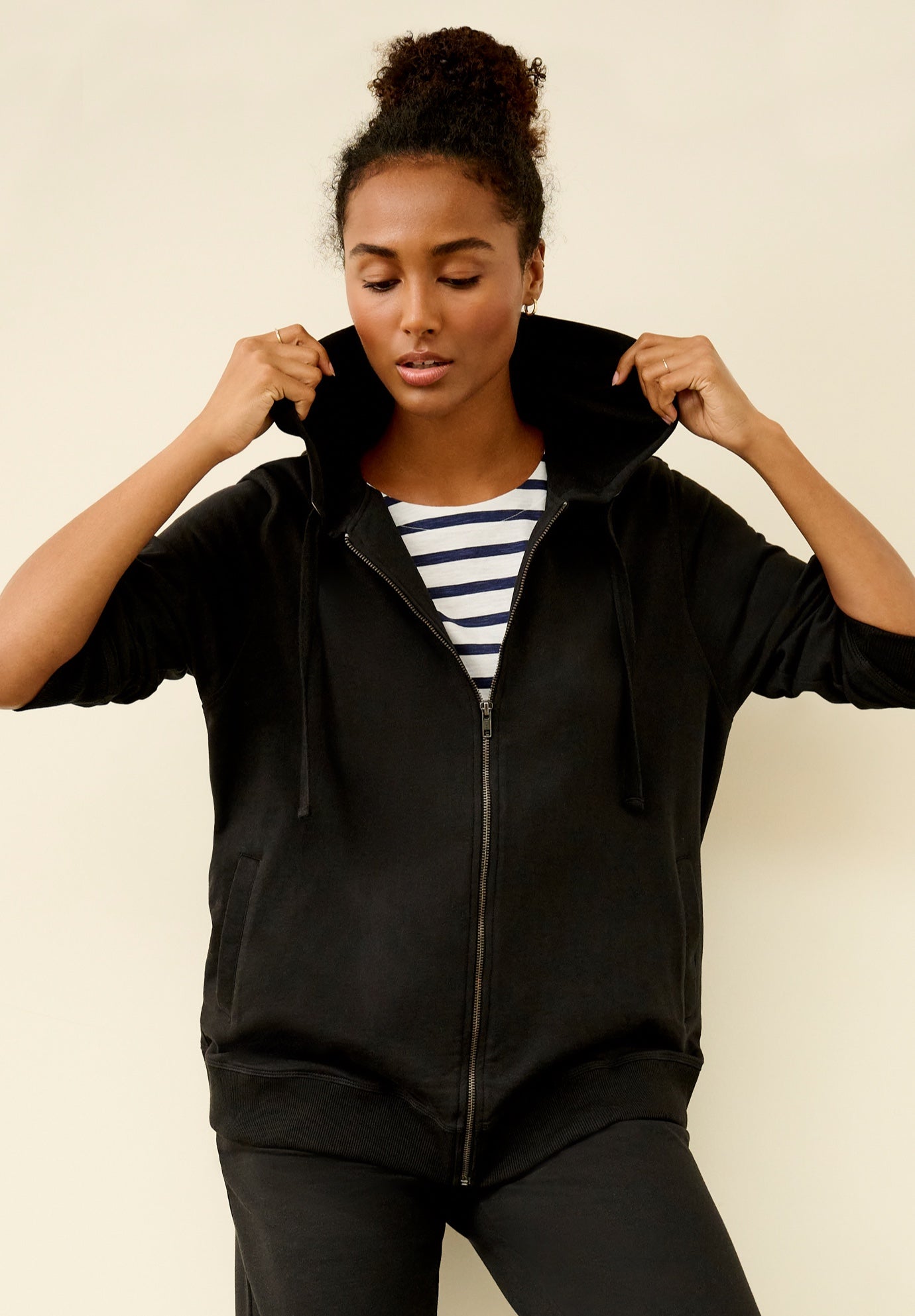 Ellos Studio Short Active Hoodie image number 0