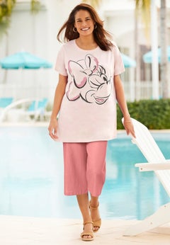 Wink Minnie Crewneck Tee