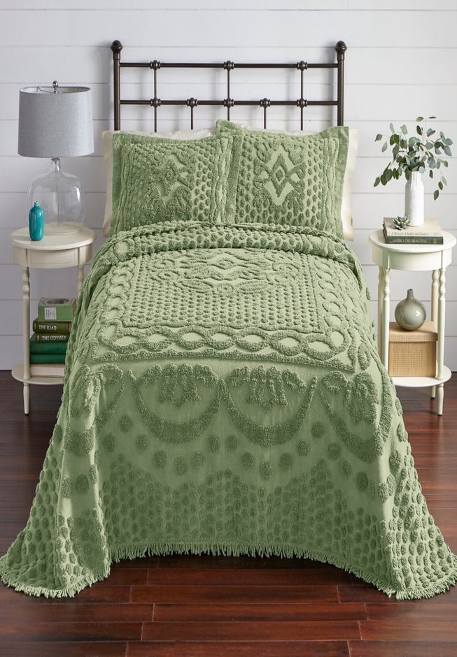 100% Cotton Georgia Chenille Bedspread image number 4